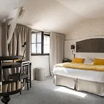 D'aubusson 5*